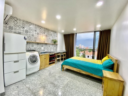Căn hộ full nội thất balcony, có máy giặt riêng, đường số 44 Thảo Điền