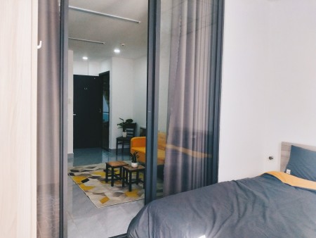 Cho thuê căn hộ 1 pn, có sân full nội thất ngay đại học Văn Lang, Phạm Văn Đồng