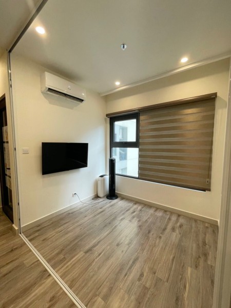 Cần cho thuê căn hộ Vinhomes smart city, căn 2pn, dt: 54m2, giá 10tr, full đồ. 0963922012 (ơ ngay)