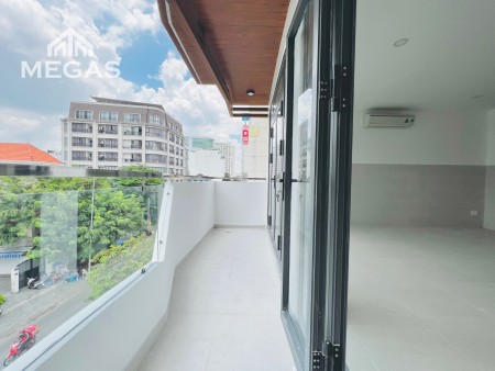 Cho thuê căn hộ view triệu đô ngay đường Hoàng Văn Thụ, Phú Nhuận