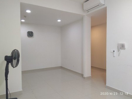 Offitel 2 pn, 2 wc, rèm, máy lạnh cho thuê giá chỉ 14tr/tháng Hotline : 0906233195 Sunrise City View