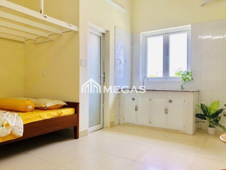 Căn hộ rộng 35m2 - Cửa sổ ngay Nguyễn Văn Quá - qua CVPM Quang Trung 10p - cầu Tham Lương, Q12