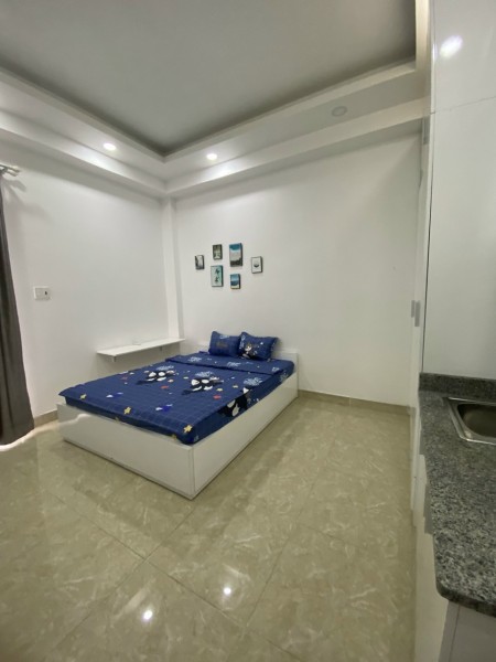 Căn hộ studio ban công Gần UEH đại học Nhân Văn, lh 0947221622