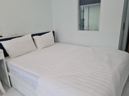 Căn hộ full nội thất bancon siêu to Quận 7 thông thoáng, giá tốt