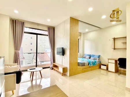 Căn hộ 1 phòng ngủ có vách ngăn ban công siêu đẹp ngay Lotte Quận 7