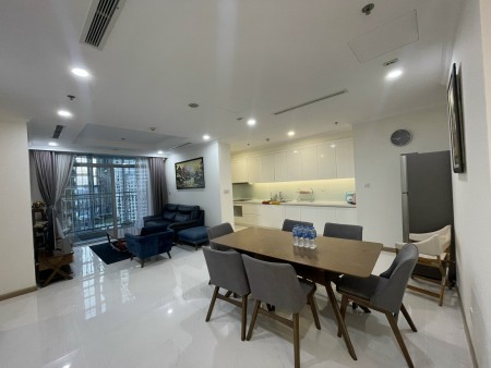 Cho thuê căn hộ Vinhomes Central Park toà L5 xem nhà LH 0777999126