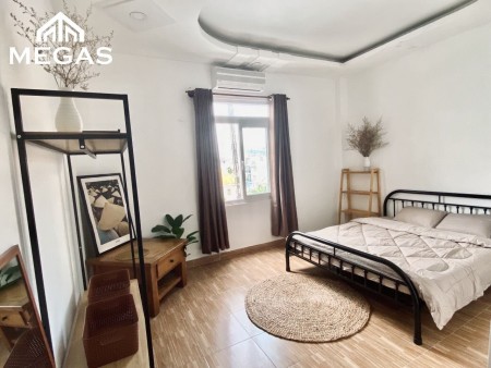 Cho thuê căn hộ siêu phẩm Suite, Penhouse full nội thất, ban công rộng - ngay đường Quốc Hương