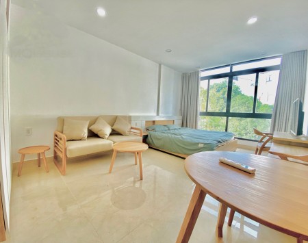 Căn hộ full nội thất cao cấp view Landmark giáp Quận 1, lh 0374550375