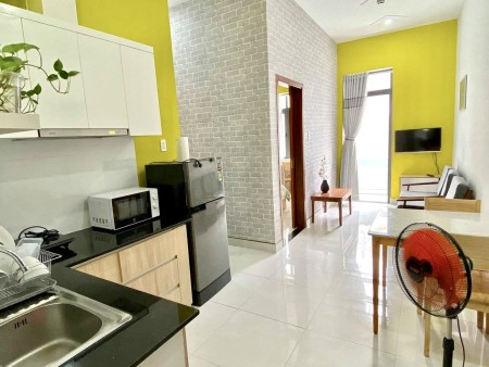 Căn hộ 1PN Thảo Điền 45m2, đầy đủ nội thất, sân thượng view Landmark