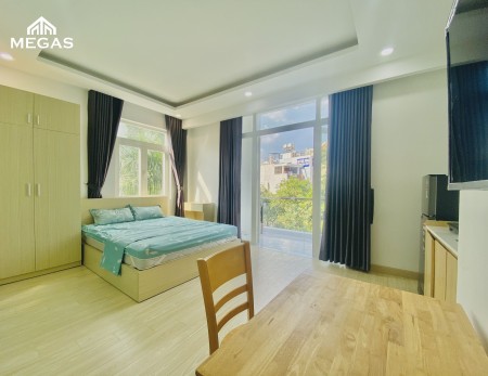 Cho thuê phòng Quận 2 gần cầu Sài Gòn, có ban công