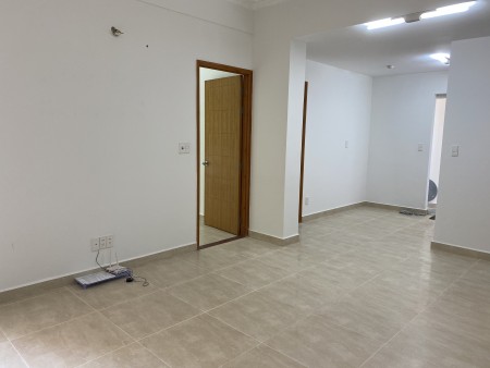cần cho thuê chung cư CBD, căn 3PN 2WC nhà trống, giá 9 triệu/tháng, 80m2, 3 phòng ngủ, 2 toilet
