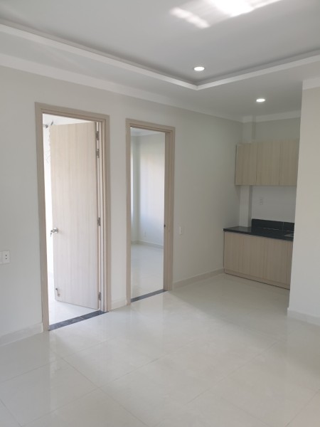 Cho thuê căn hộ dịch vụ 2 phòng ngủ gần PM Quang Trung. Giá ưu đãi chỉ 5.5 triệu/tháng., 50m2, 2 phòng ngủ, 1 toilet