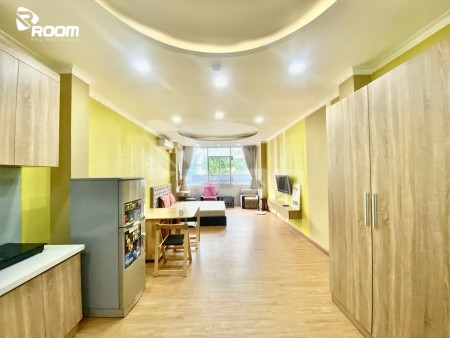 Studio mới toanh 100% full nội thất mới ngay trung tâm Quận 1
