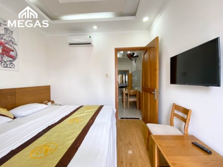 Cho thuê căn hộ 1 PN full nội thất có ban công ngay trung tâm Thảo Điền