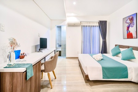 Cho thuê căn hộ Studio bếp xa giường có cửa sổ lớn tại trung tâm q1