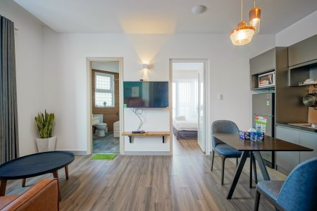 Căn hộ 1PN 50m2, ban công, FULL nội thất, thiết kế sang trọng, có thang máy, hầm giữ xe, bãi ô tô