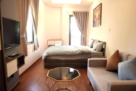 Căn hộ Studio - 1PN Bancon gần phố Bùi Viện