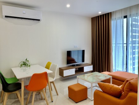 Cho thuê căn hộ 2 phòng ngủ, nội thất hiện đại Vinhomes Ocean Park