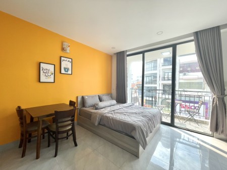 Căn hộ 1pn, full nội thất, ban công lớn, cửa sổ đón nắng
