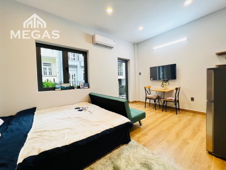 CHDV gần ngã tư Bốn Xã, bệnh viện, có balcon, giá ưu đãi vừa được đưa vào hoạt động