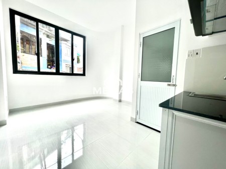 Căn hộ Full nội thất mới tinh tại Cống Quỳnh