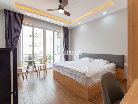 Căn hộ cực phẩm khu sân bay, nội thất sang trọng giá tốt, 40m2, 1 phòng ngủ, 1 toilet