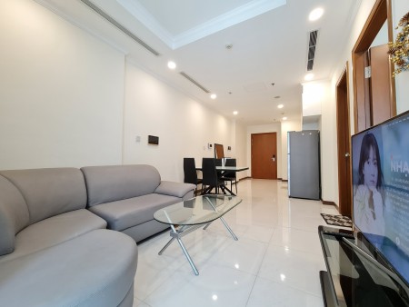 Cho thuê gấp căn hộ 2PN hoa hậu siêu đẹp giá 21 tr/th tại Vinhomes Central Park