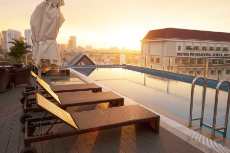 Cho thuê căn hộ cao cấp 2PN, full nội thất, free gym và hồ bơi tại Thảo Điền, quận 2, 90m2, 2 phòng ngủ, 2 toilet