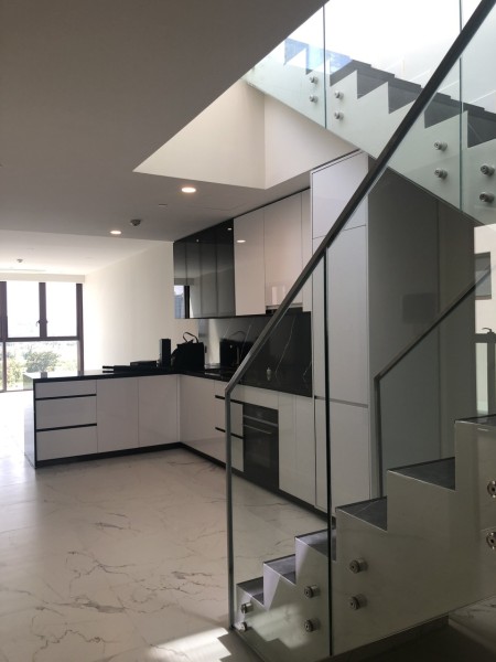 Căn hộ 3 phòng ngủ có sân vườn cho thuê The Metropole Thủ Thiêm