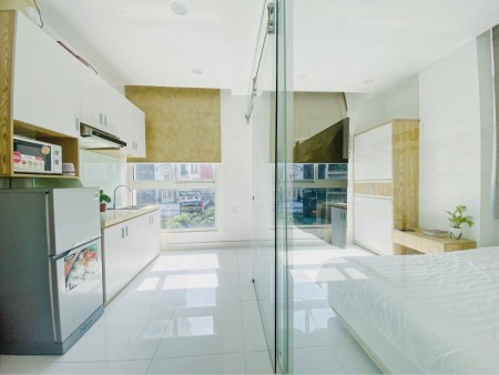 Căn hộ mới xây 1 phòng ngủ riêng biệt 40m2 ngay vòng xoay Dân Chủ Quận 10