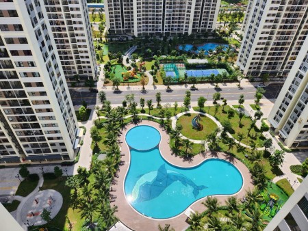 Căn hộ Vinhomes 2PN 2WC view hồ bơi, 3 máy lạnh, rẻ nhất phân khu