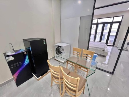 Căn hộ 1 phòng ngủ, Bancony, máy giặt riêng, gần Cầu Thị Nghè