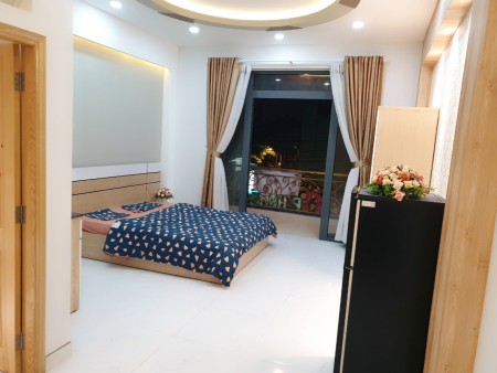CH studio balcony 35m2 full nt nhà mặt tiền có thang máy có thể check in liền