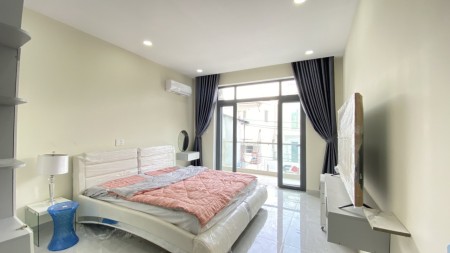 Căn hộ ban công rộng dtsd 50m2 nội thất full mới 100%