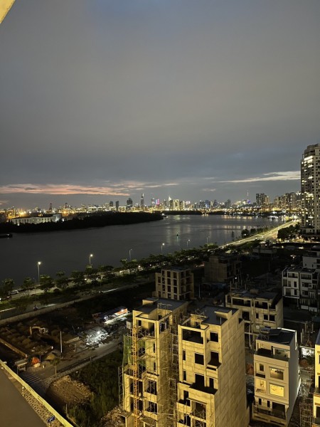 Cho thuê căn 3 phòng ngủ One Verandah, nội thất cơ bản giá 19 triệu/tháng