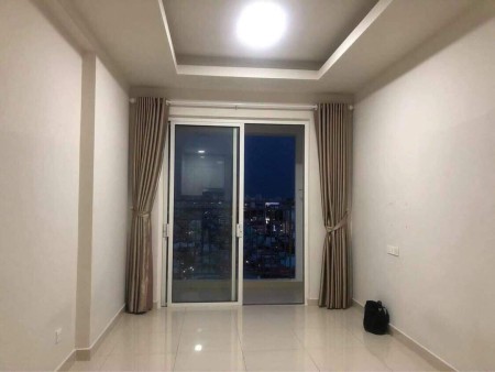 Cho thuê gấp căn hộ Richstar ngay Đầm Sen, 2PN 2WC