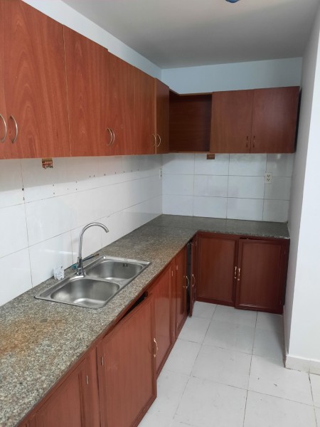 Cho thuê căn hộ Sài Gòn Town 2pn, có nội thất, giá 7tr4. Liên hệ Mỹ xem nhà 0384015896