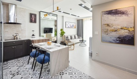 Cho thuê CHCC Kingdom 101 tầng cao dt 72m2, 2PN ở liền