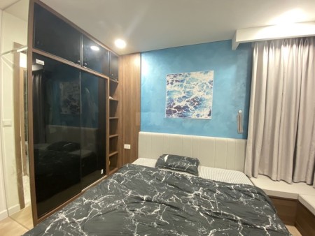 Cần cho thuê gấp căn hộ cao cấp Sunrise City View đường Nguyễn Hữu Thọ Quận 7. DT: 76m2, 2pn 2wc