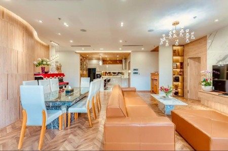 Chính chủ cho thuê căn 2PN nội thất siêu đỉnh giá tốt