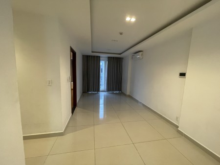 Cho thuê căn hộ Sky Center 1PN 9tr, 2PN 14tr, 3PN 18tr. LH: 0942811343 Tony, 36m2, 1 phòng ngủ, 1 toilet