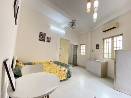 Cho thuê căn hộ dịch vụ Cách Mạng Tháng 8, Phường 11, quận 3