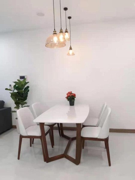 Cho thuê căn hộ chung cư Sunwah Pearl giá tốt nhất. Dọn vào liền. LH 0909806586