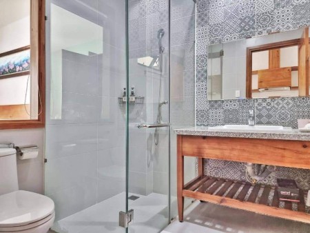 Cho thuê căn hộ cao cấp full dịch vụ, đầy đủ nội thất