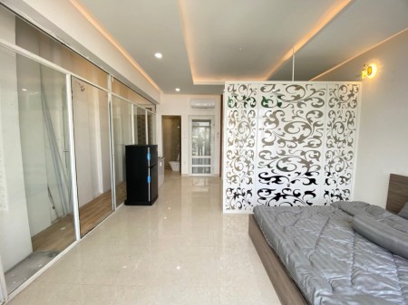 Căn hộ dịch vụ mới 100% full nt ngay Ngã Tư Hàng Xanh, gần Đh Hutech, Hồng Bàng, UEF