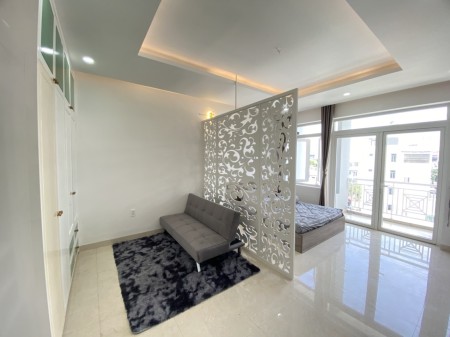 khai trương căn hộ mới 100% ban công, cửa sổ lớn, thang máy siêu thoáng full nội thất