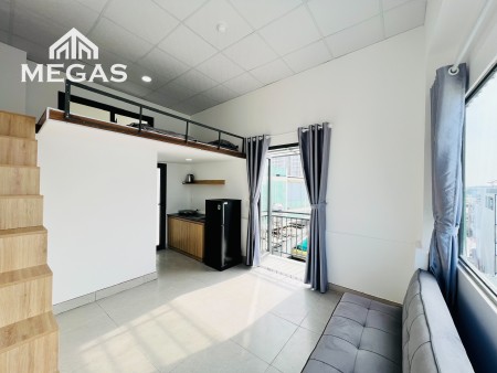 Căn hộ full nội thất - bancol riêng ngay Đường 3 tháng 2 - Lý Thường Kiệt