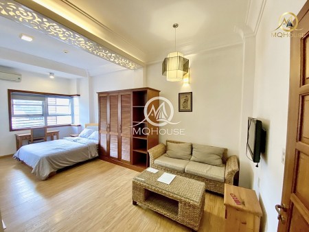 Studio balcon 40m2 full nội thất sang sịn ngay Hoàng Sa Q1, cầu Thị Nghè, Vinhomes Bason