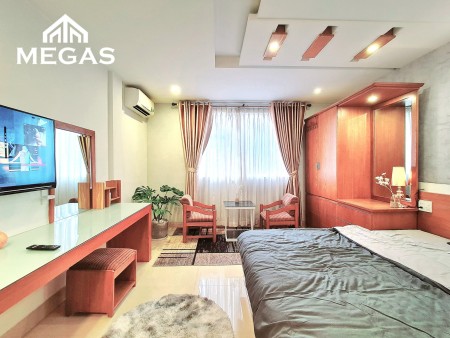 Cho thuê căn hộ mặt tiền Quận 1, mới 100% ngay ngã sáu Phù Đổng full nội thất dịch vụ cao cấp