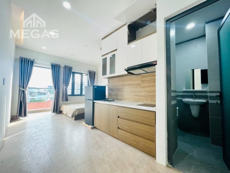 Căn hộ mới xây 100% ban công lớn gần công viên Lê Thị Riêng quận 10